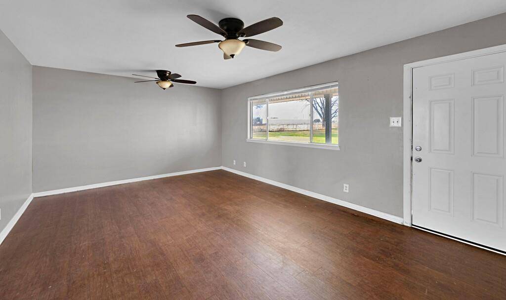 201 Old Steinbeck Road, Waco, TX 76708