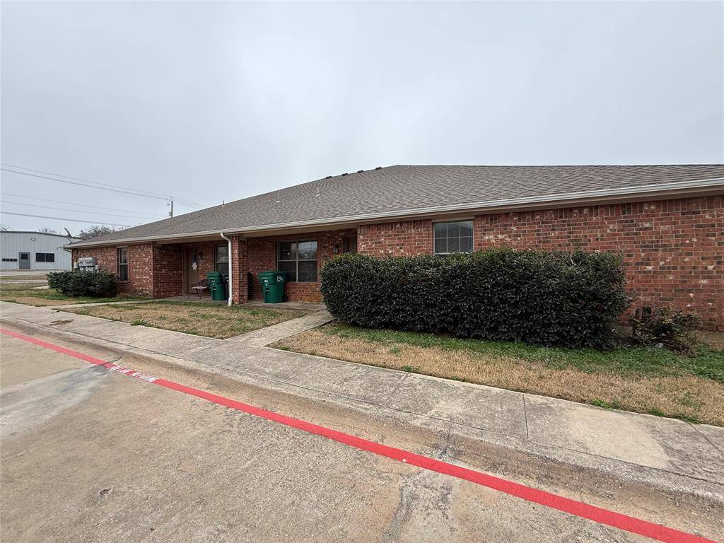 2331 N Elm Street #2, Denton, TX 76201