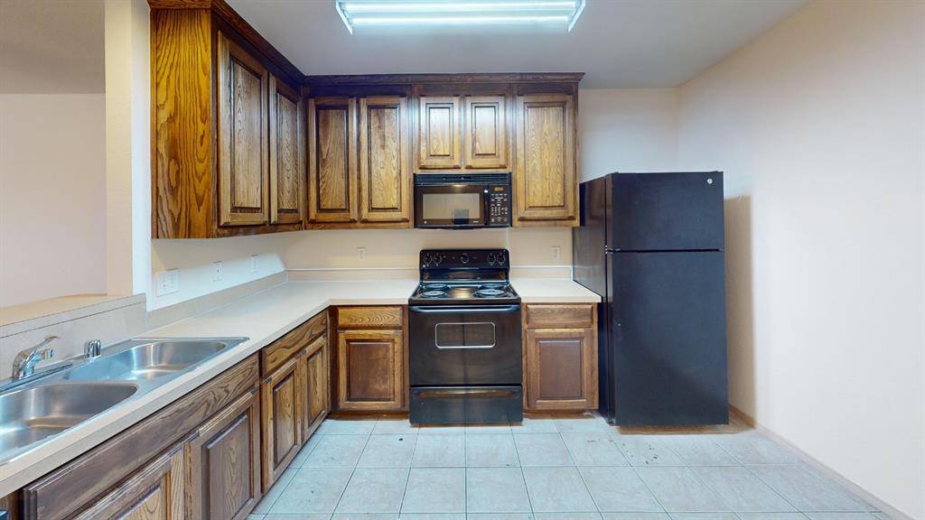 2331 N Elm Street #2, Denton, TX 76201