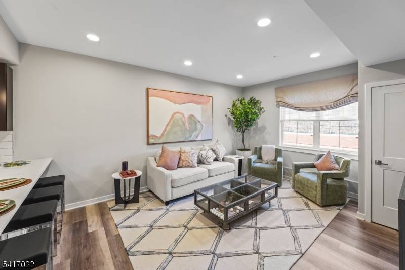 40 South Ave, Fanwood Boro, NJ 07023