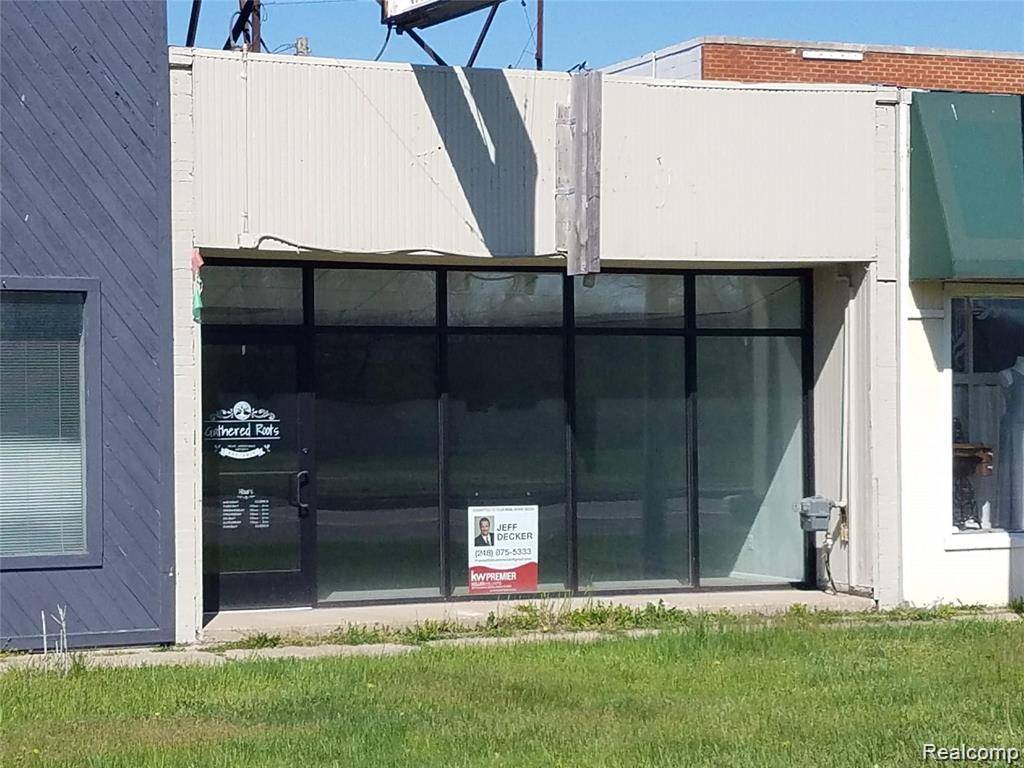 4512 Dixie HWY, Waterford Charter Township, MI 48329