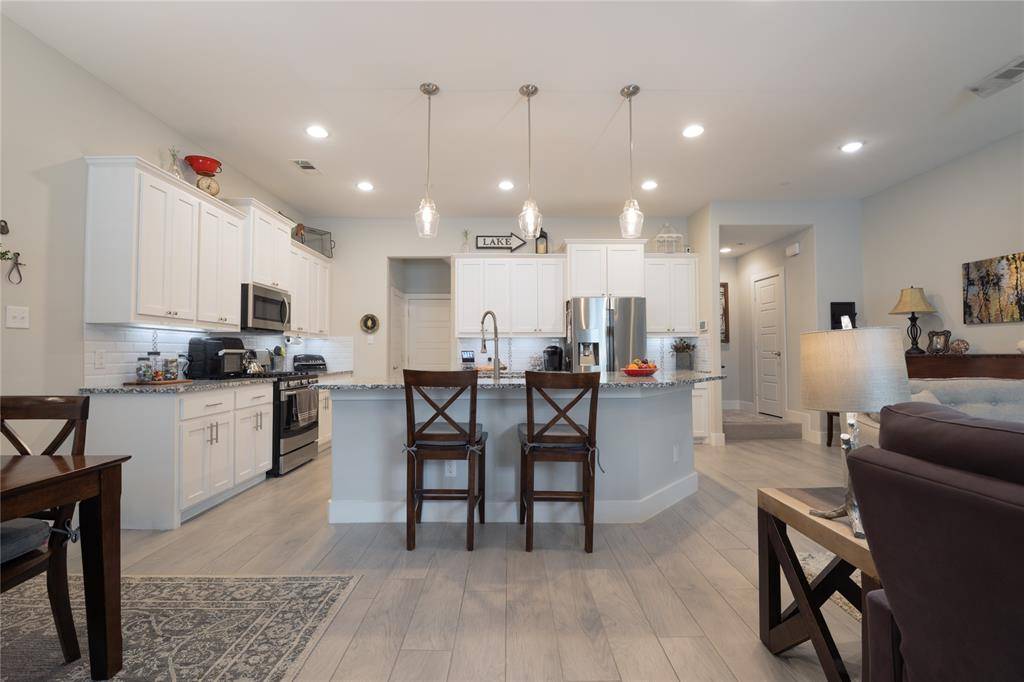 4822 Empire Way, Irving, TX 75038