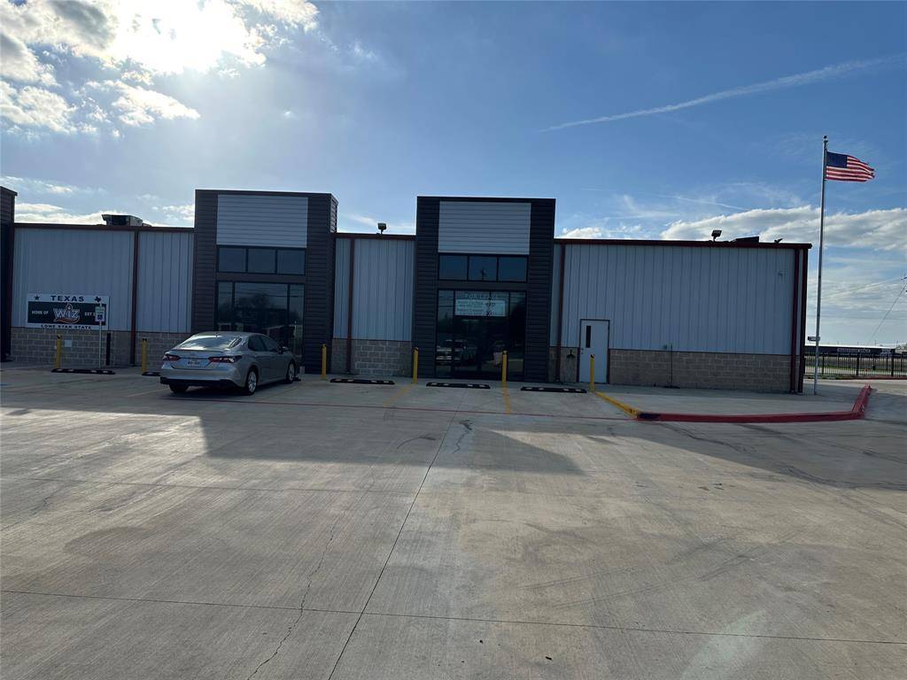 3856 State Highway 34 S, Greenville, TX 75402