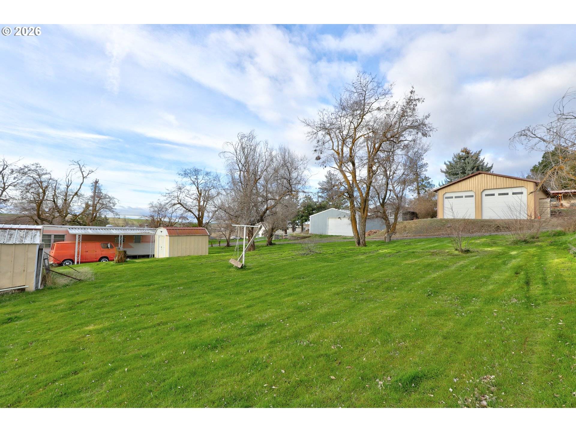 400 LINCOLN ST, Moro, OR 97039