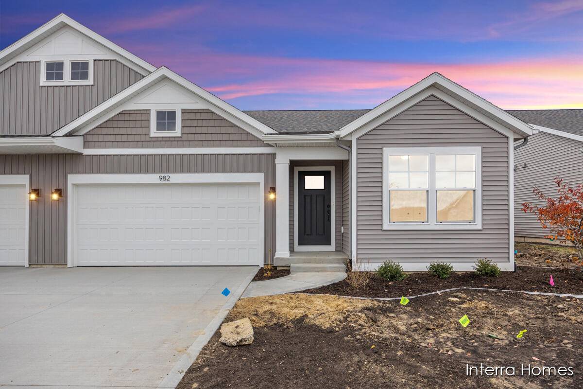 982 Scioto DR NW #3, Alpine Twp, MI 49321