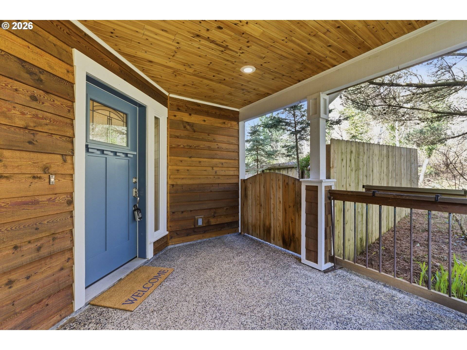 696 N HEMLOCK ST, Cannon Beach, OR 97110