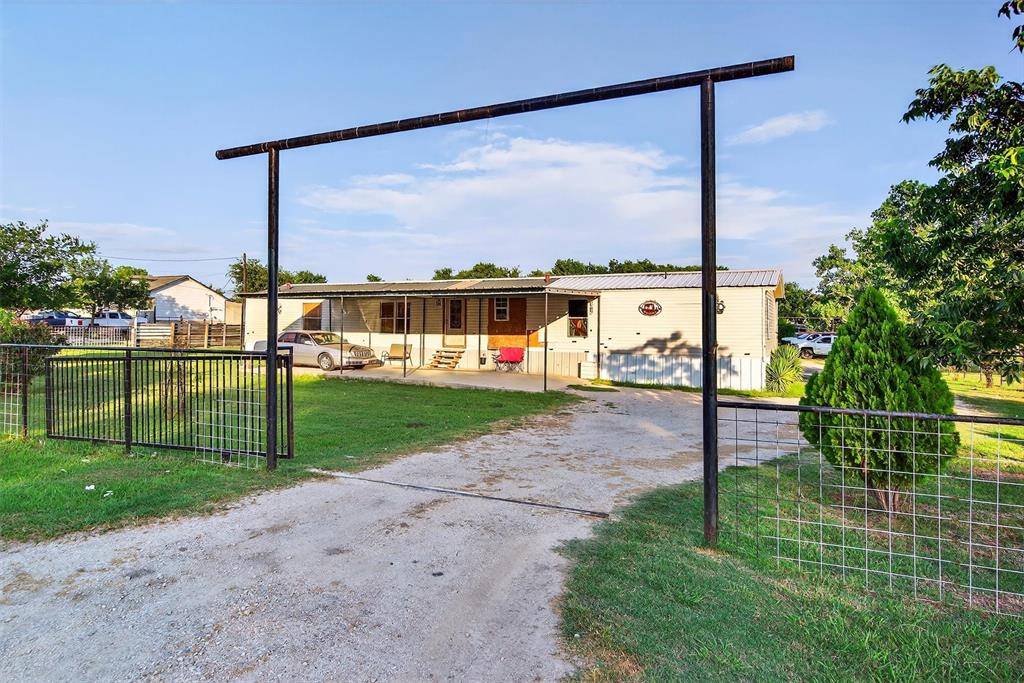 1146 Highland Acres Drive, Kaufman, TX 75142