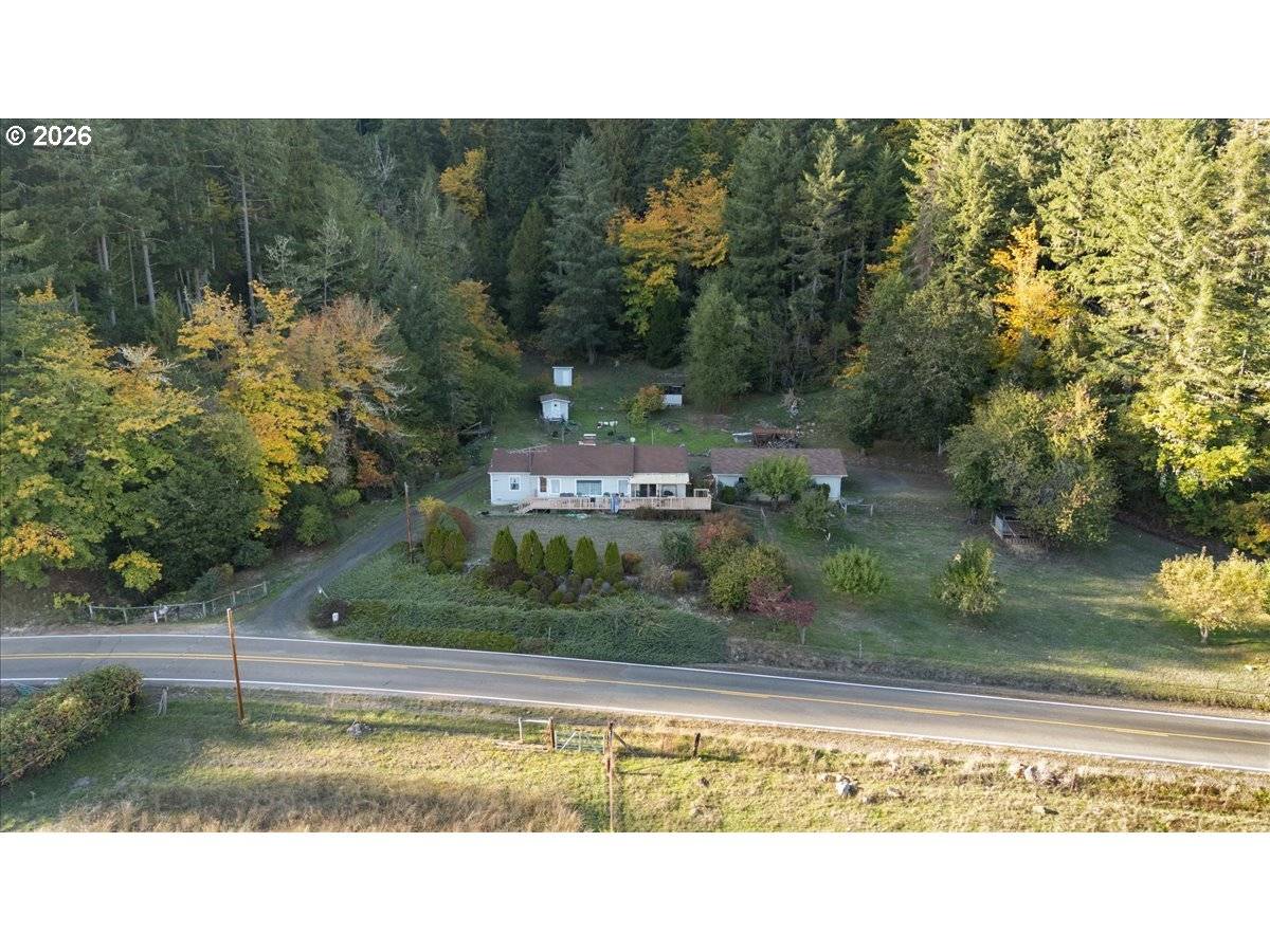 2277 COUGAR CREEK RD, Oakland, OR 97462