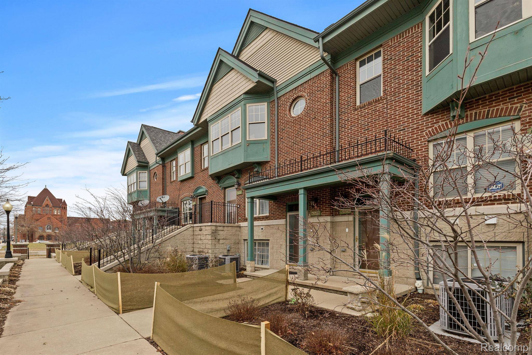 2654 Woodward AVE, Detroit, MI 48201