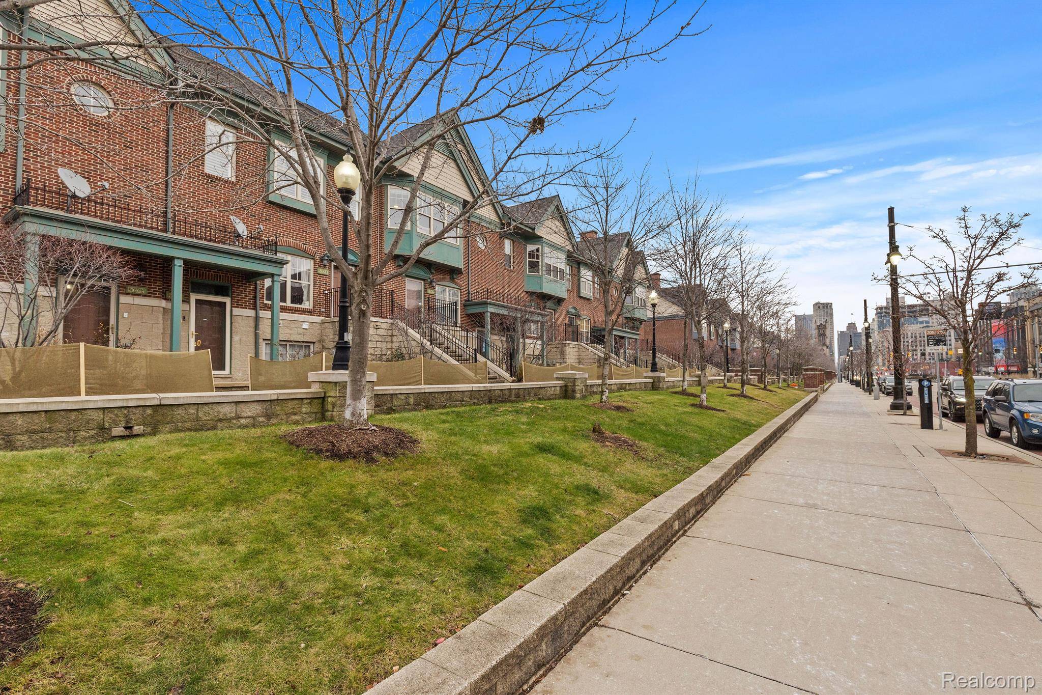 2654 Woodward AVE, Detroit, MI 48201