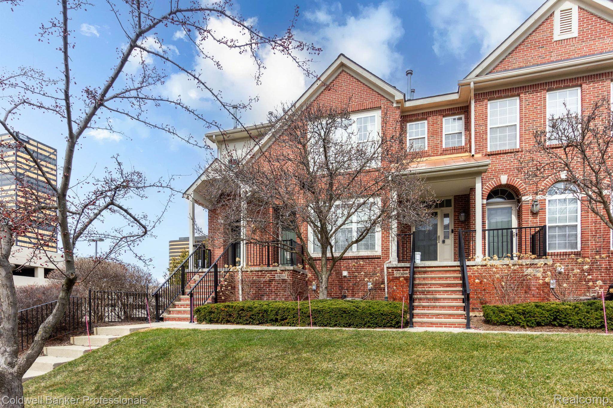 25508 Saint James, Southfield, MI 48075
