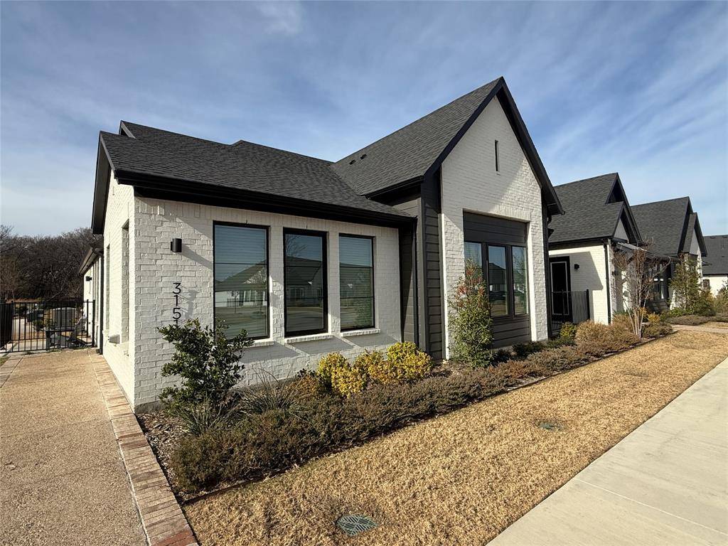 3151 Winter Rose Way #RR # 06, Arlington, TX 76005