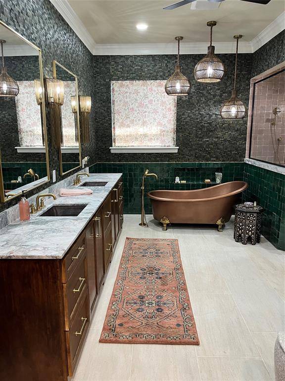 1255 County Road 3400, Emory, TX 75440