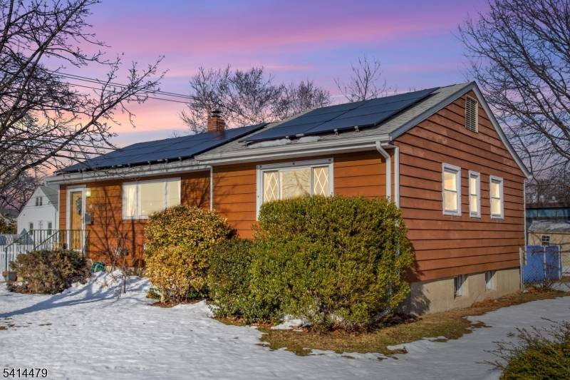38 George St, Saddle Brook Twp., NJ 07663