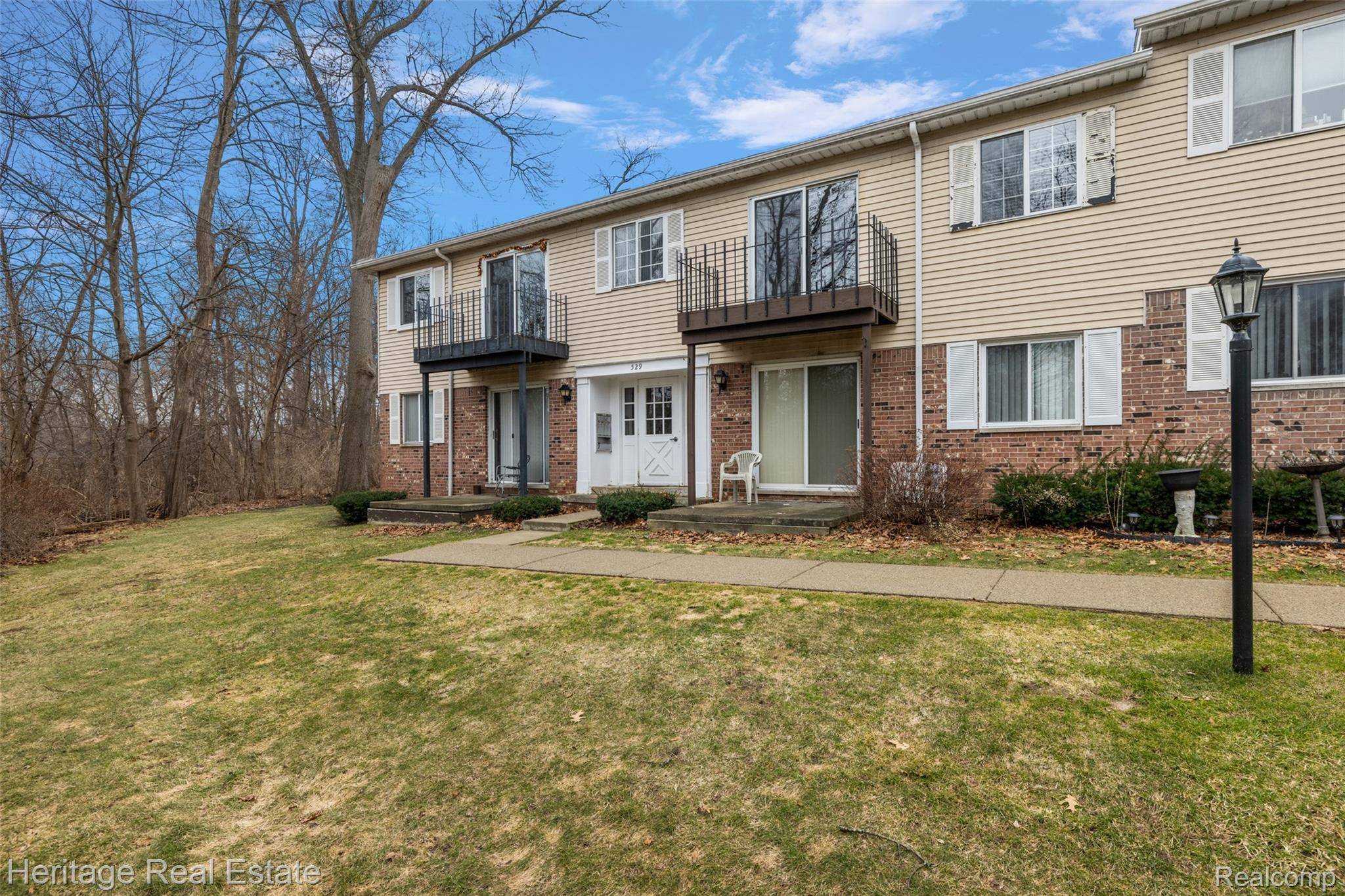 5299 Highland RD #202, Waterford Charter Township, MI 48327