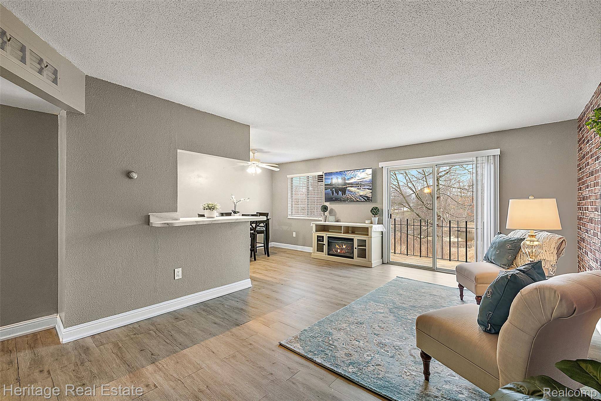 5299 Highland RD #202, Waterford Charter Township, MI 48327