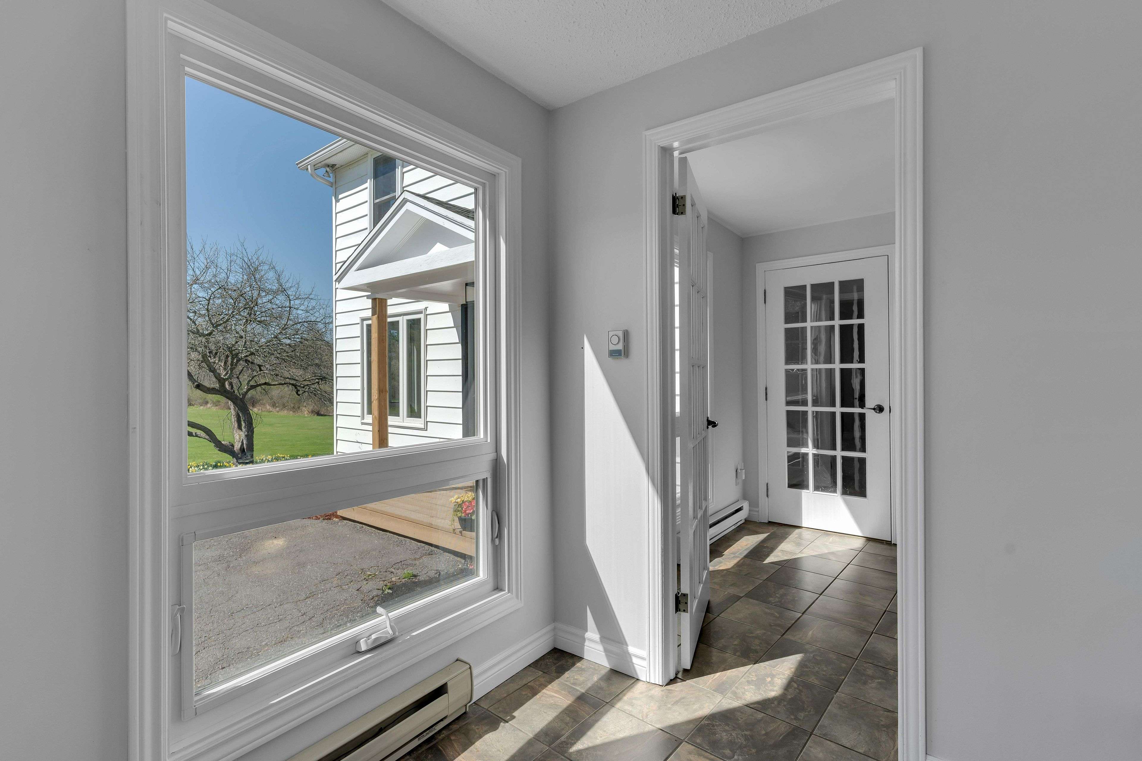 5002 Highway 2 N/A, Front Of Leeds & Seeleys Bay, ON K7G 2V6