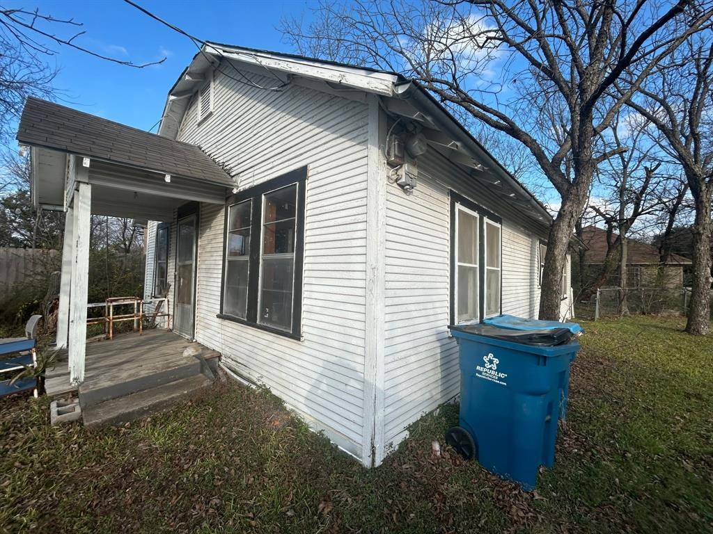 502 N Spears Street, Alvarado, TX 76009