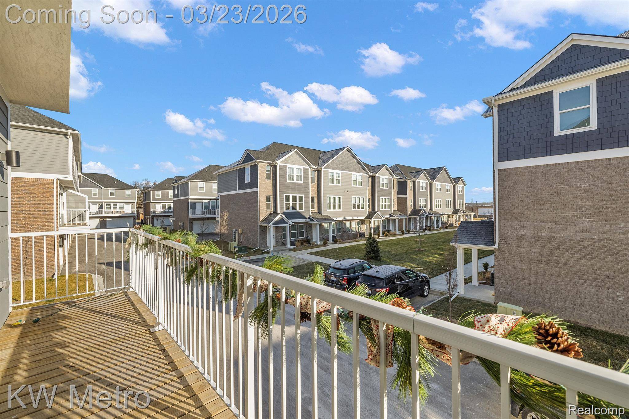 5931 Stella, Troy, MI 48085