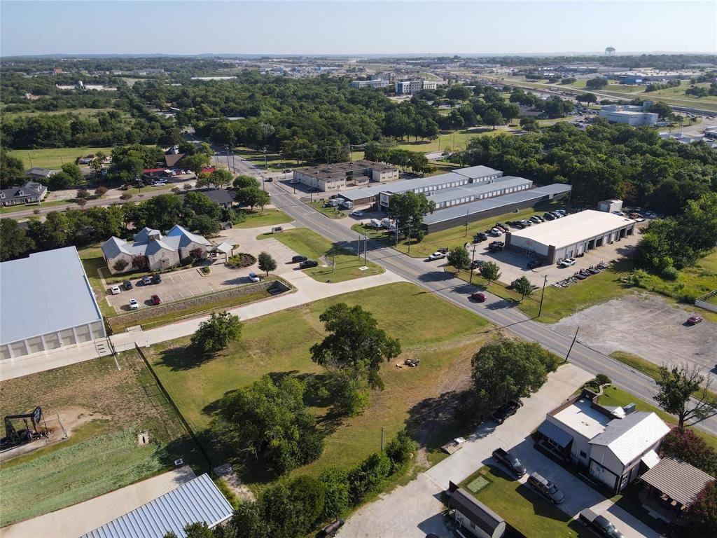 2412 Travis Street, Sherman, TX 75092