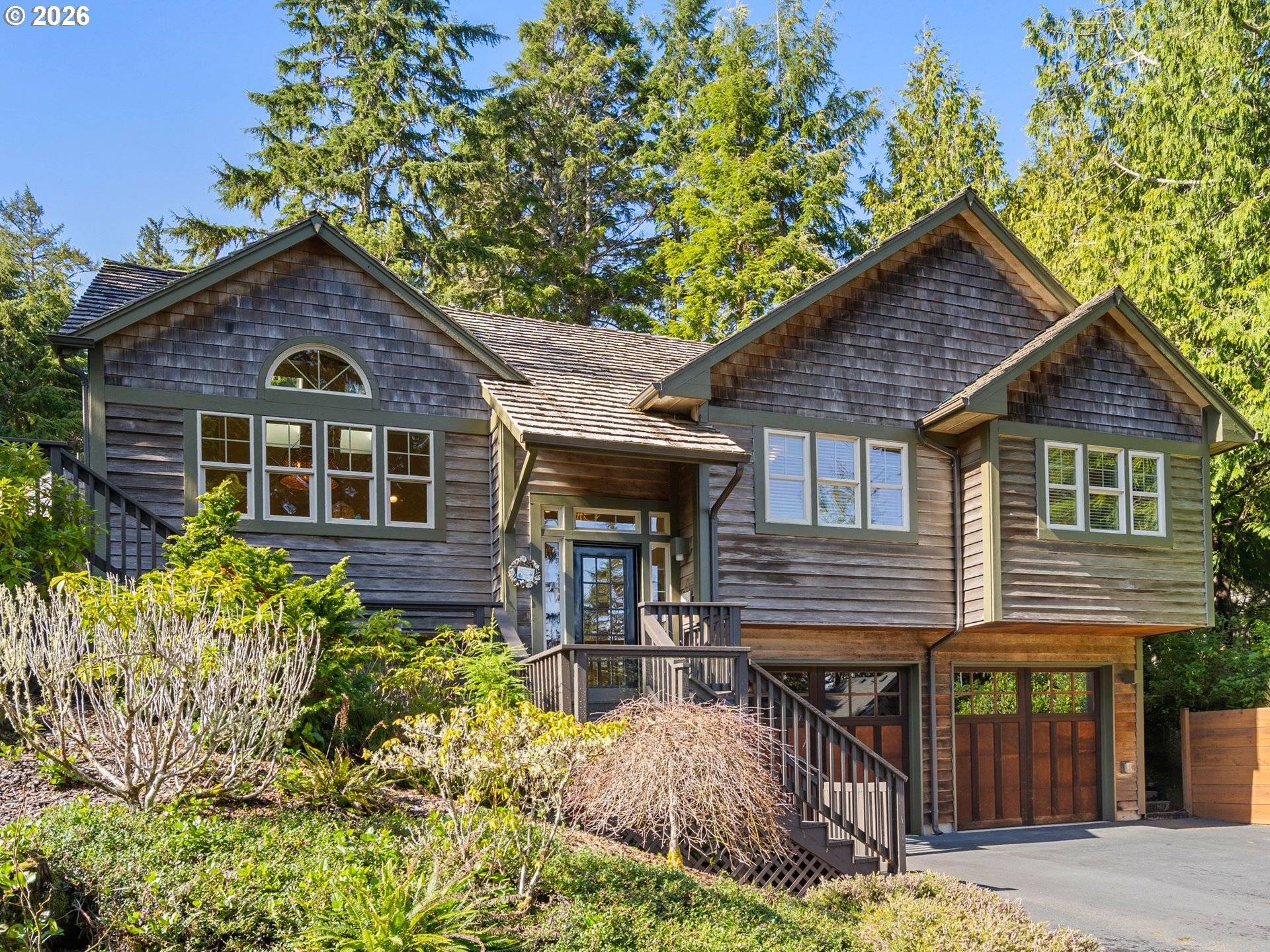 10 BIG TREE RD, Gleneden Beach, OR 97388