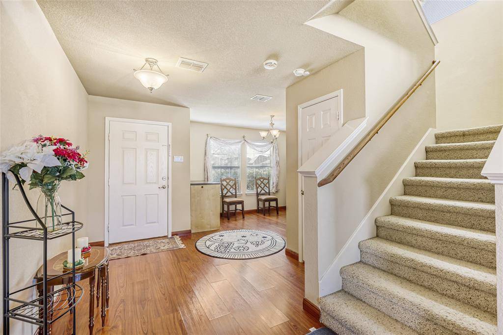 2002 Pin Oak Trail, Anna, TX 75409