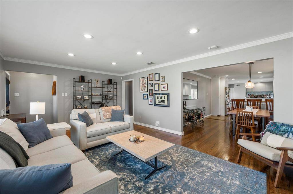 6202 Sudbury Drive, Dallas, TX 75214