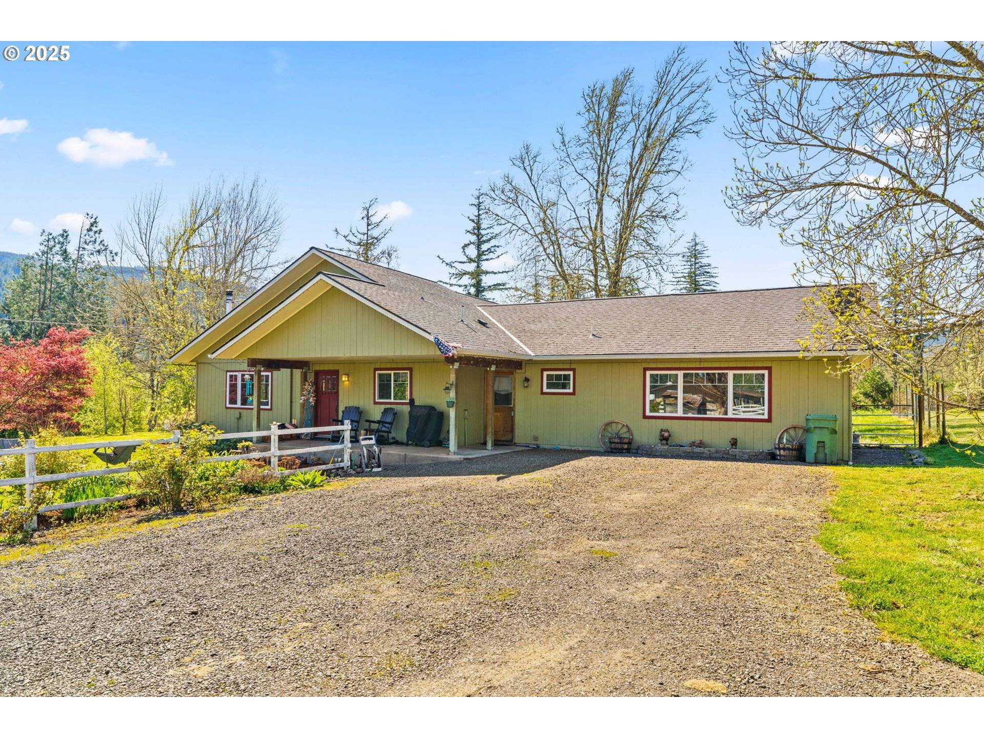 72956 LONDON RD, Cottage Grove, OR 97424