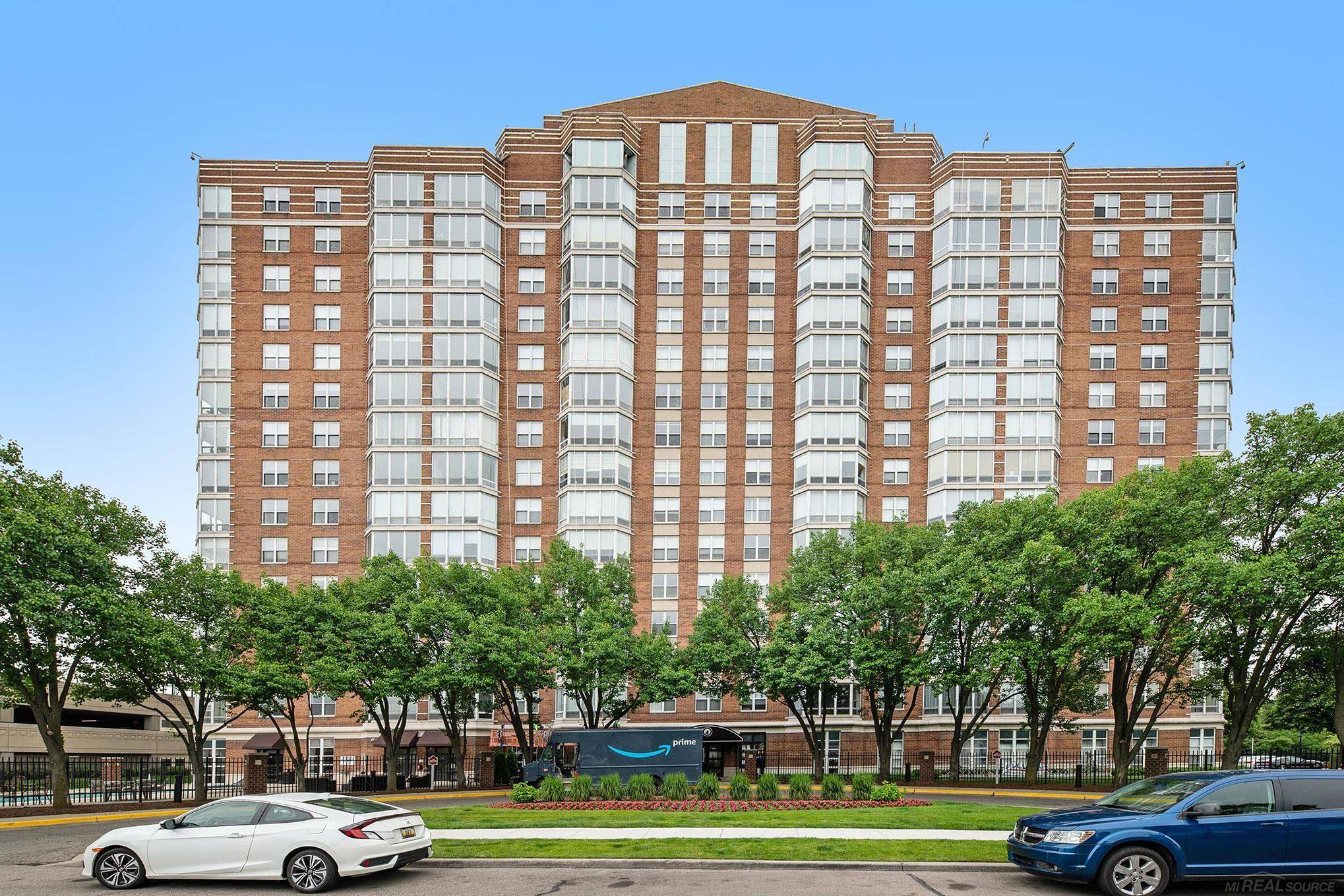 250 E Harbortown DR, Detroit, MI 48207