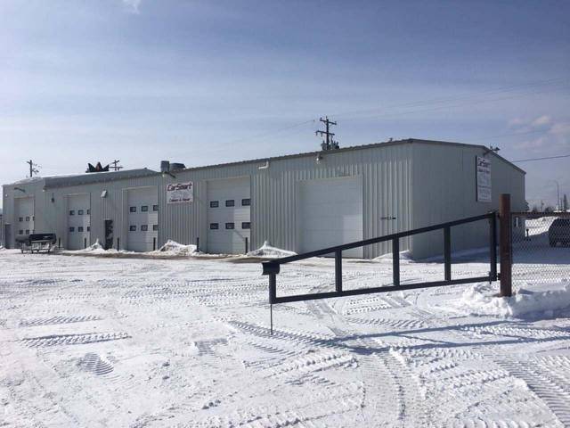 3511 35 AVE, Whitecourt, AB