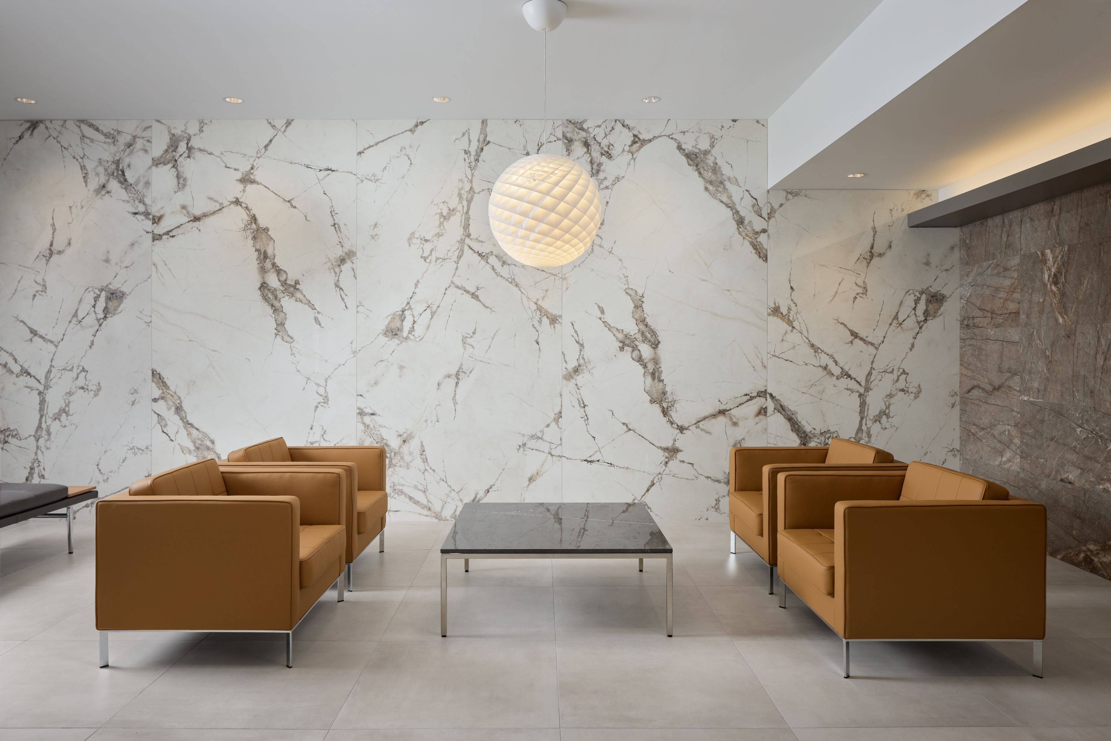 1785 Alta Vista DR #200, Alta Vista And Area, ON K1G 3Y6