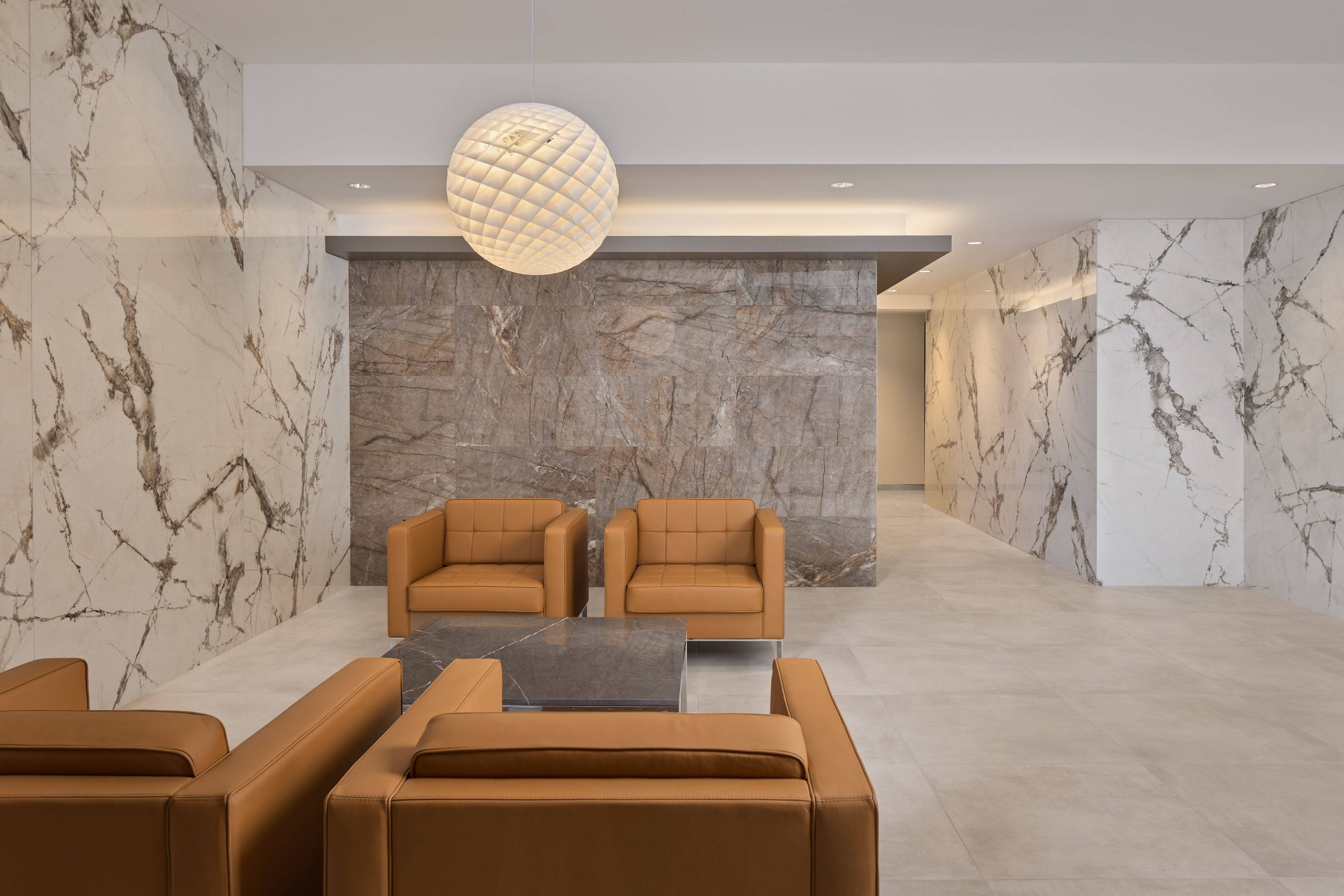 1785 Alta Vista DR #200, Alta Vista And Area, ON K1G 3Y6