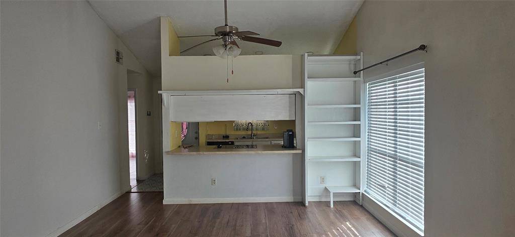 822 Colchester Drive, Mesquite, TX 75149