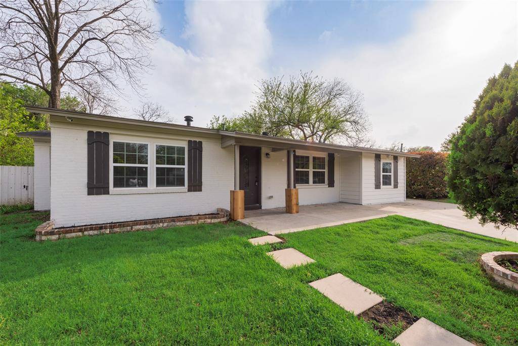 1104 Belvedere Drive, Arlington, TX 76010