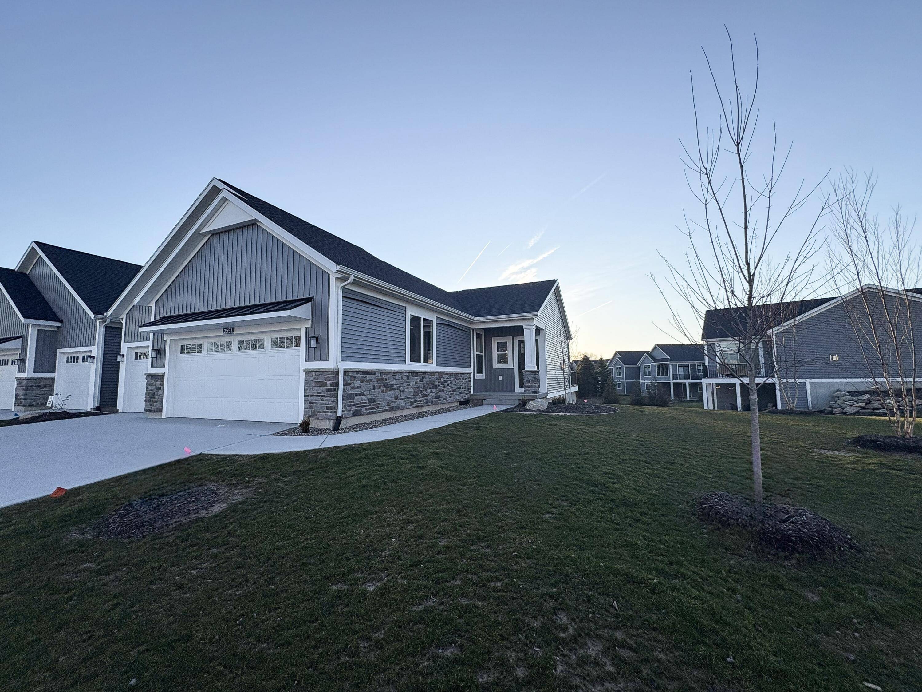 2551 Ravines Trail DR SW, Byron Twp, MI 49315