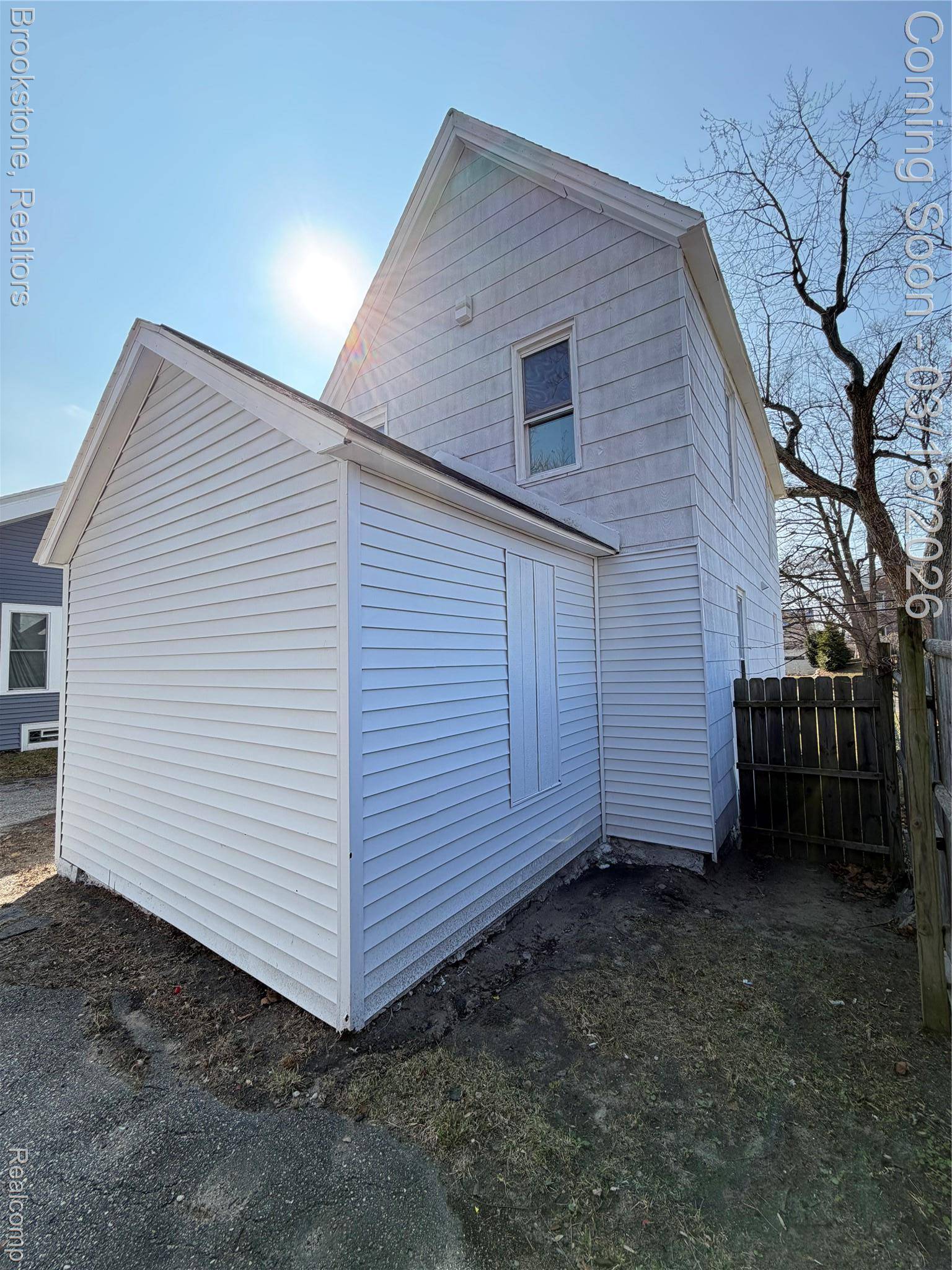 398 N Saginaw ST, Pontiac, MI 48342