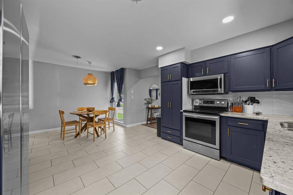 2227 Greenbrier Drive, Irving, TX 75060