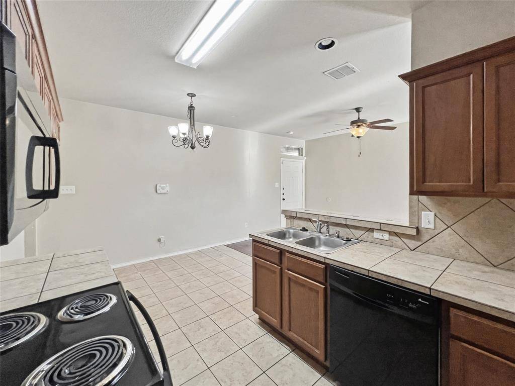 1301 Piedmont, Mansfield, TX 76063