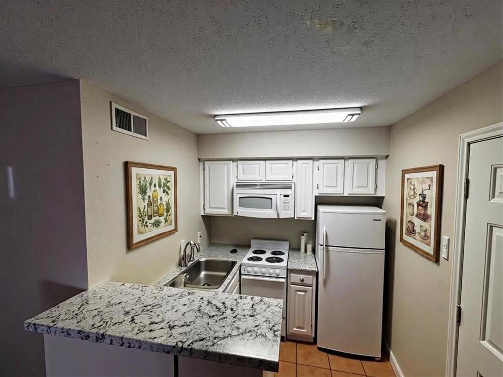 2311 Balsam Drive #H308, Arlington, TX 76006