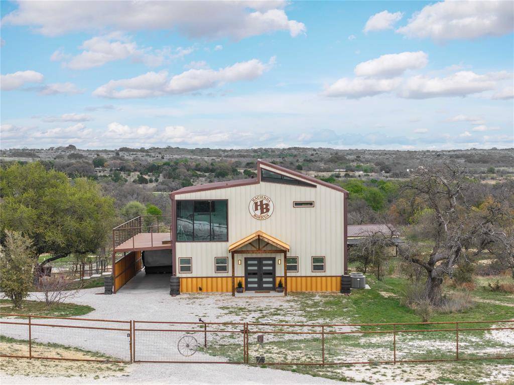 115 Comanche Vista Drive, Comanche, TX 76442