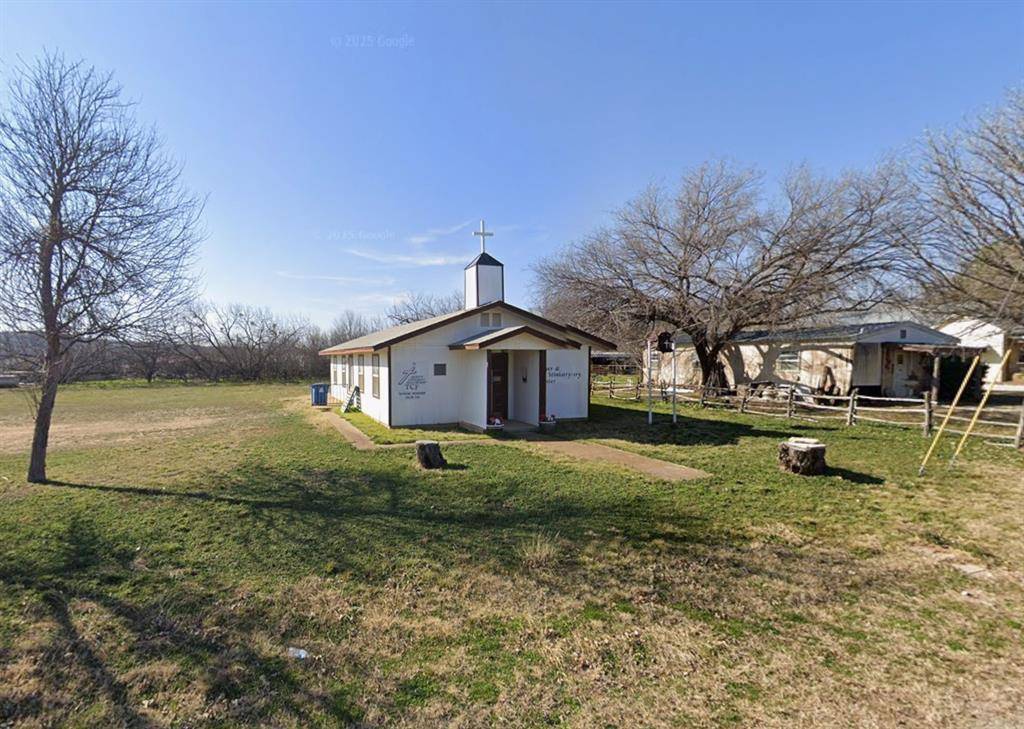 24 S Avenue C, Albany, TX 76430