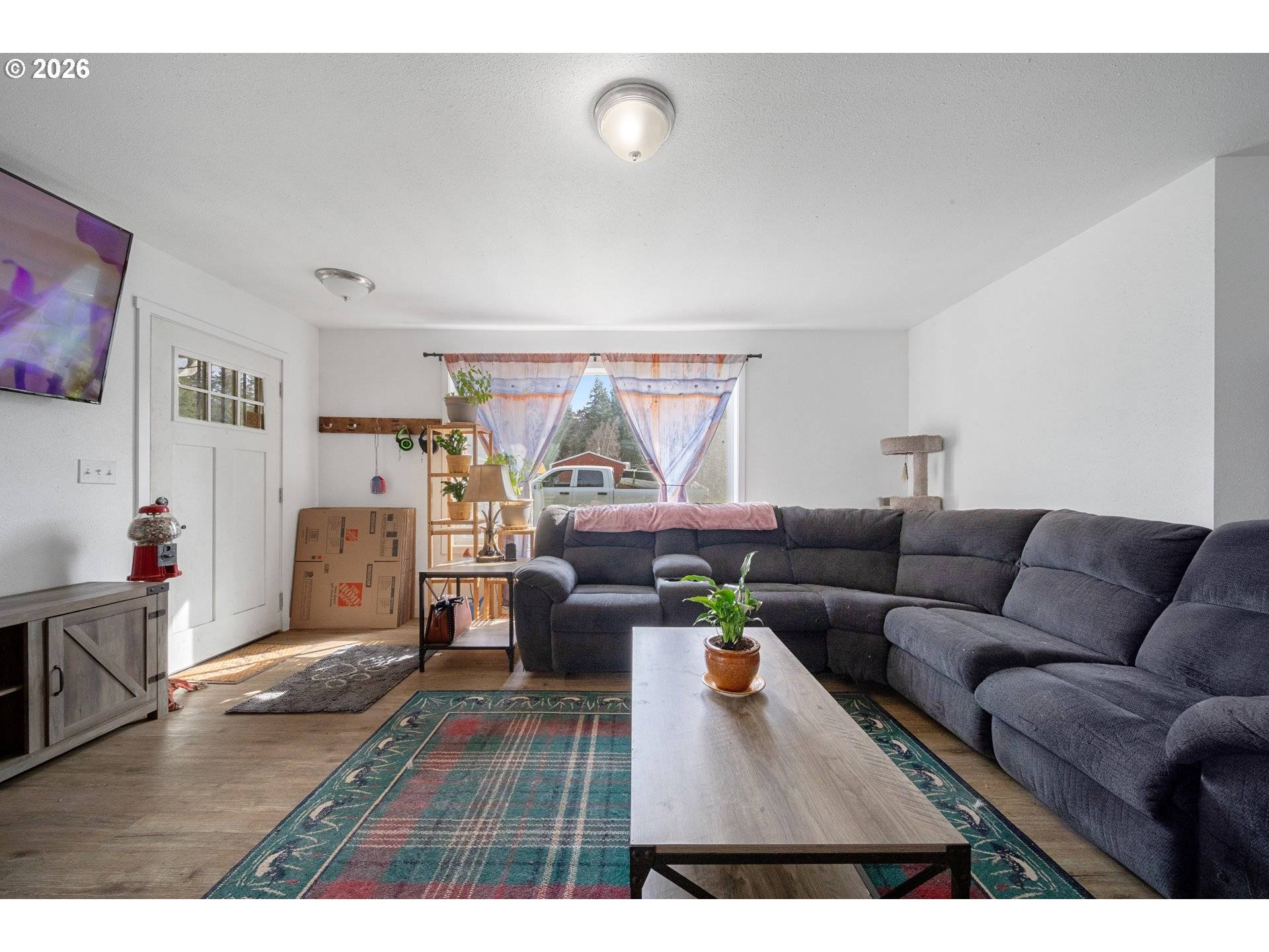 42737 ELLMOR LN, Port Orford, OR 97465