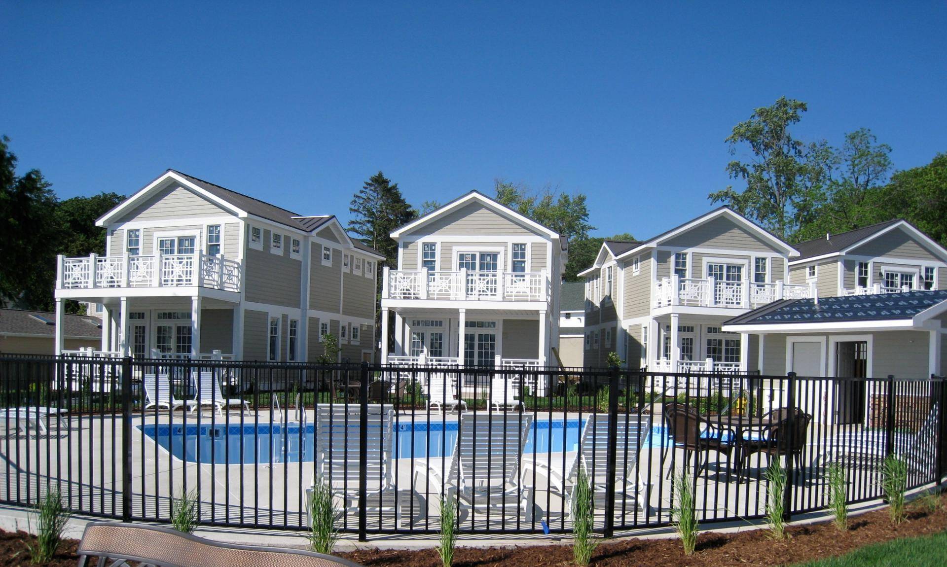 787 Lake ST #11, Saugatuck City, MI 49453