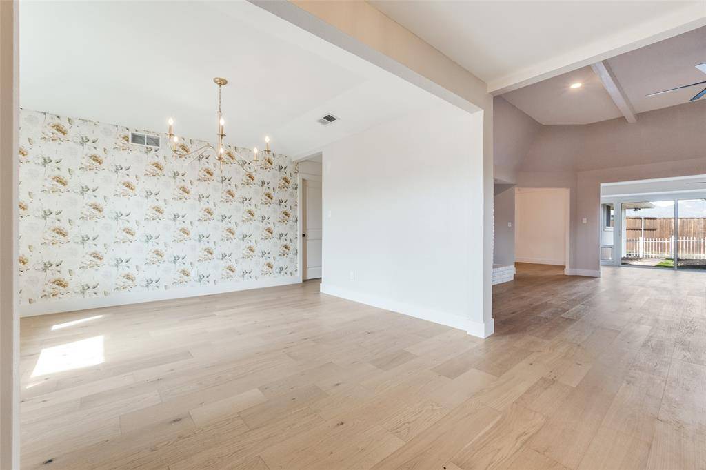 525 Stillmeadow Drive, Richardson, TX 75081