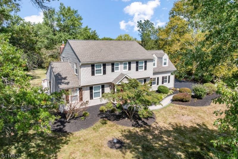 16 Partridge Run, Montgomery Twp., NJ 08502