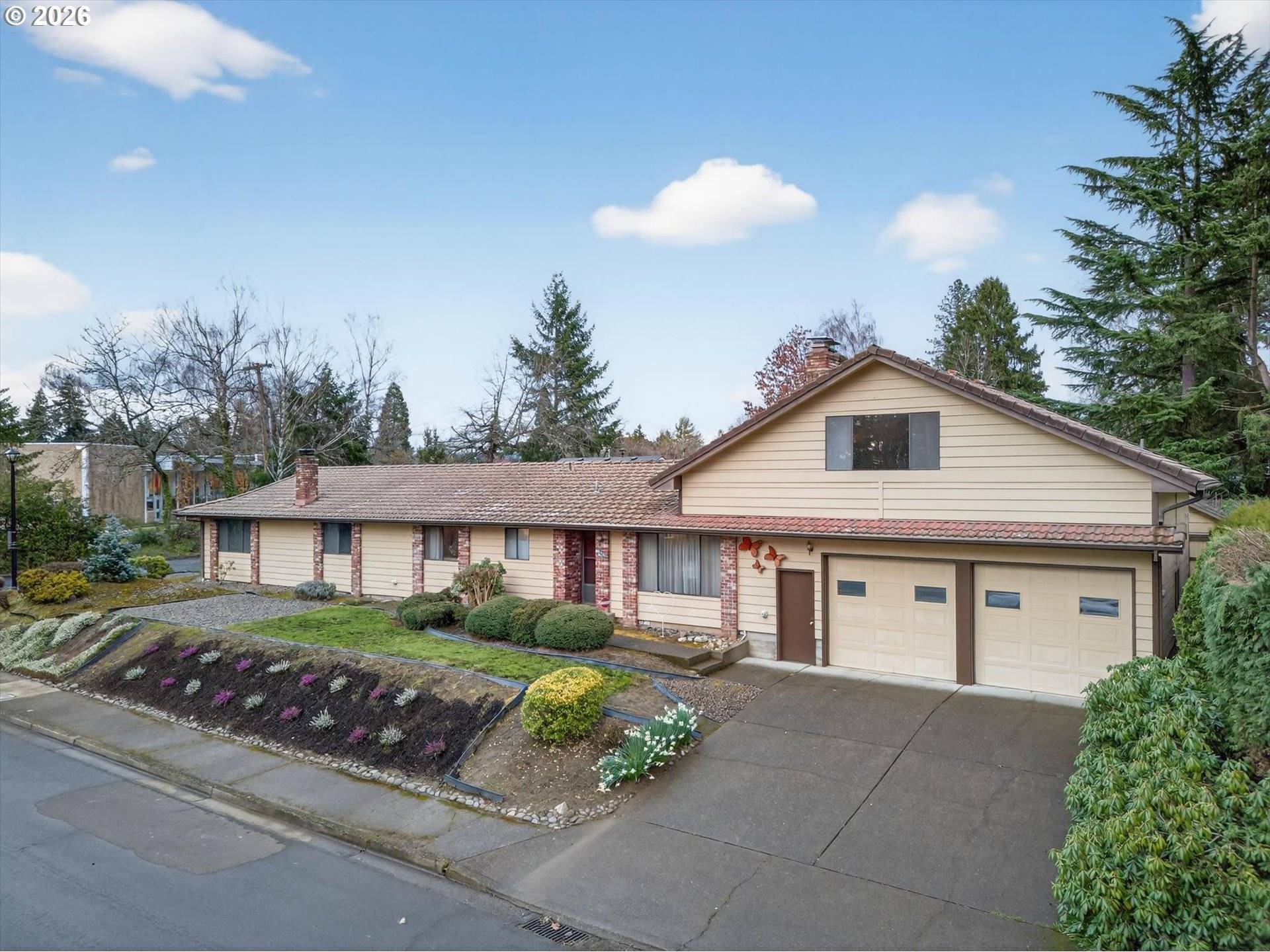 8050 SW 103RD AVE, Beaverton, OR 97008