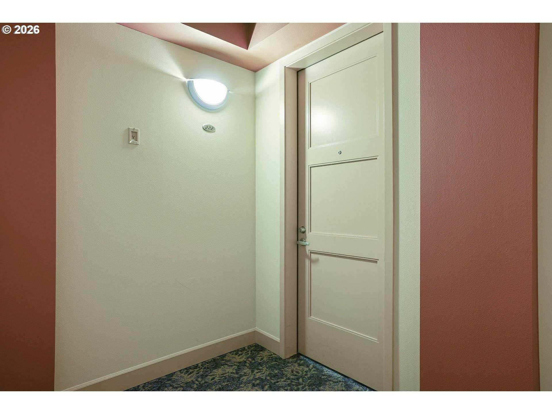 1620 NE BROADWAY ST #222, Portland, OR 97232