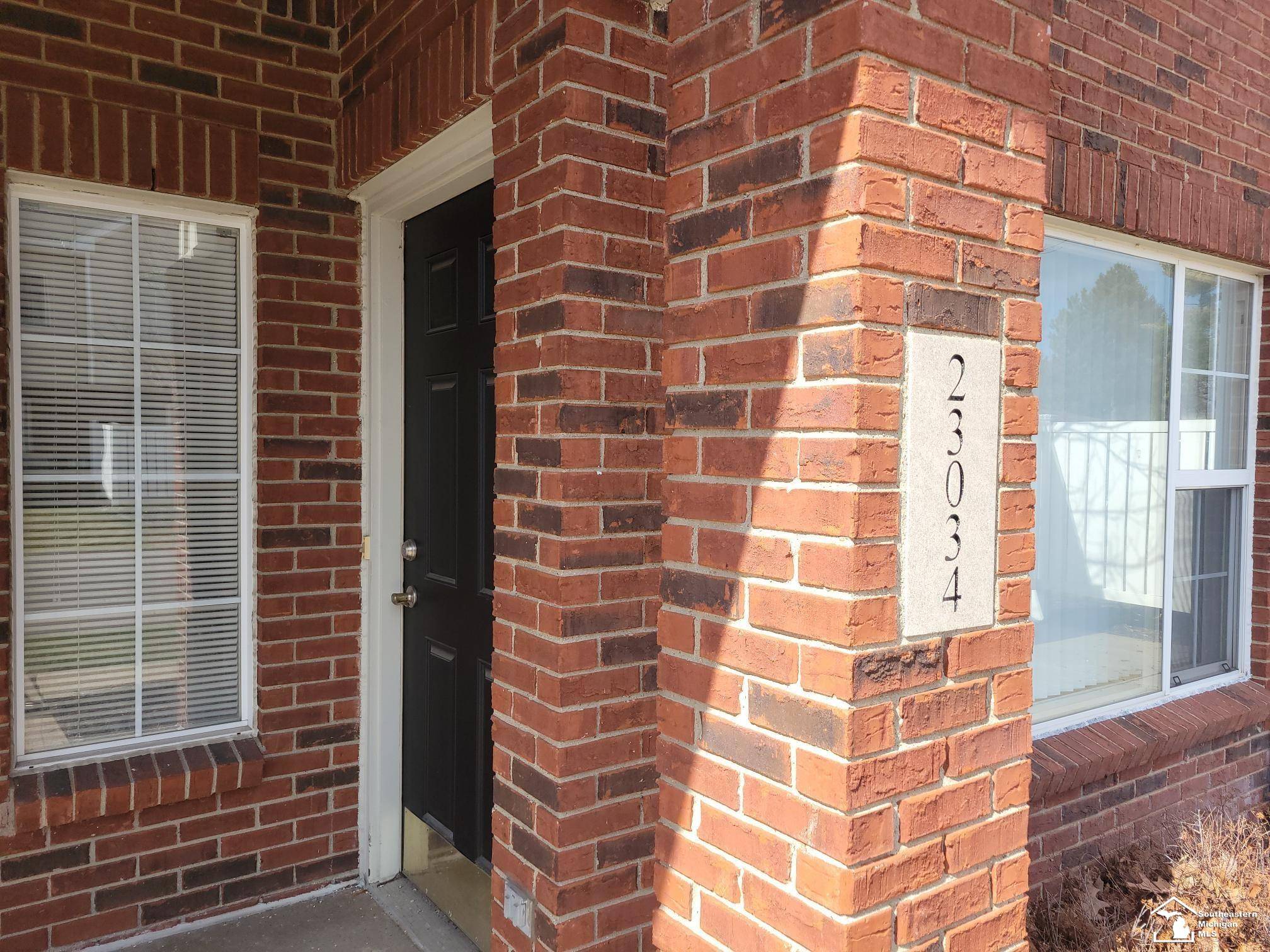 23034 Fairlane BLVD, Woodhaven, MI 48183