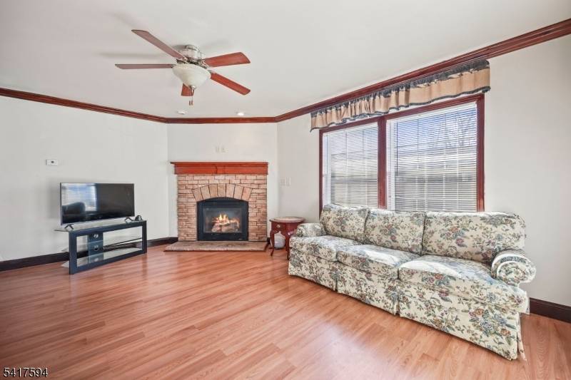 471 Kenbury Rd, Branchburg Twp., NJ 08876