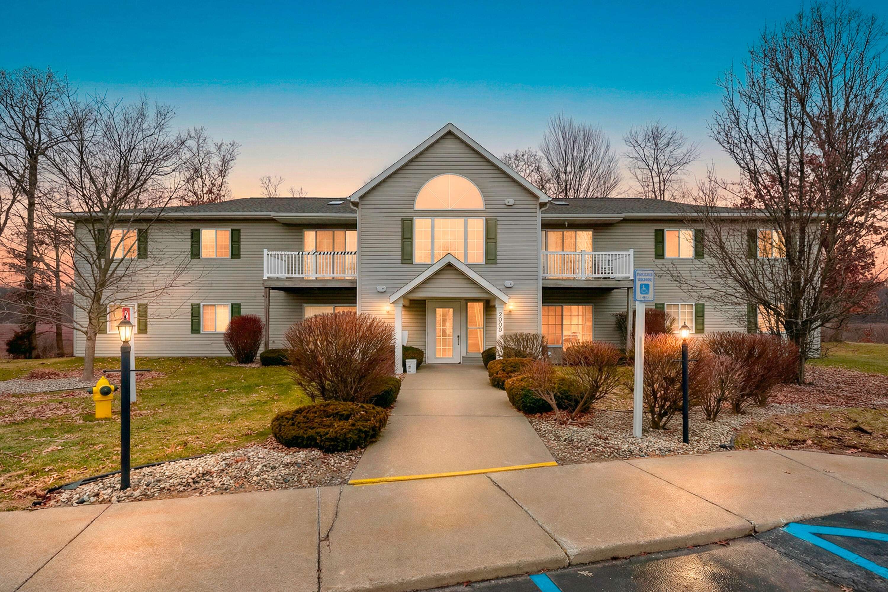 4050 W Centre AVE #115, Portage City, MI 49024